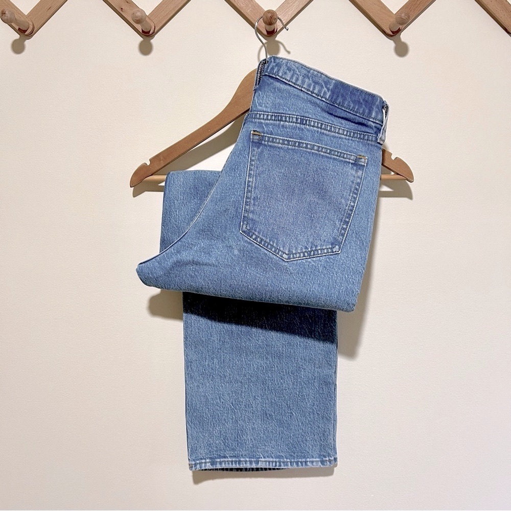 Abercrombie High Rise 90s Relaxed Jean Medium Wash Women's 10 Regular
